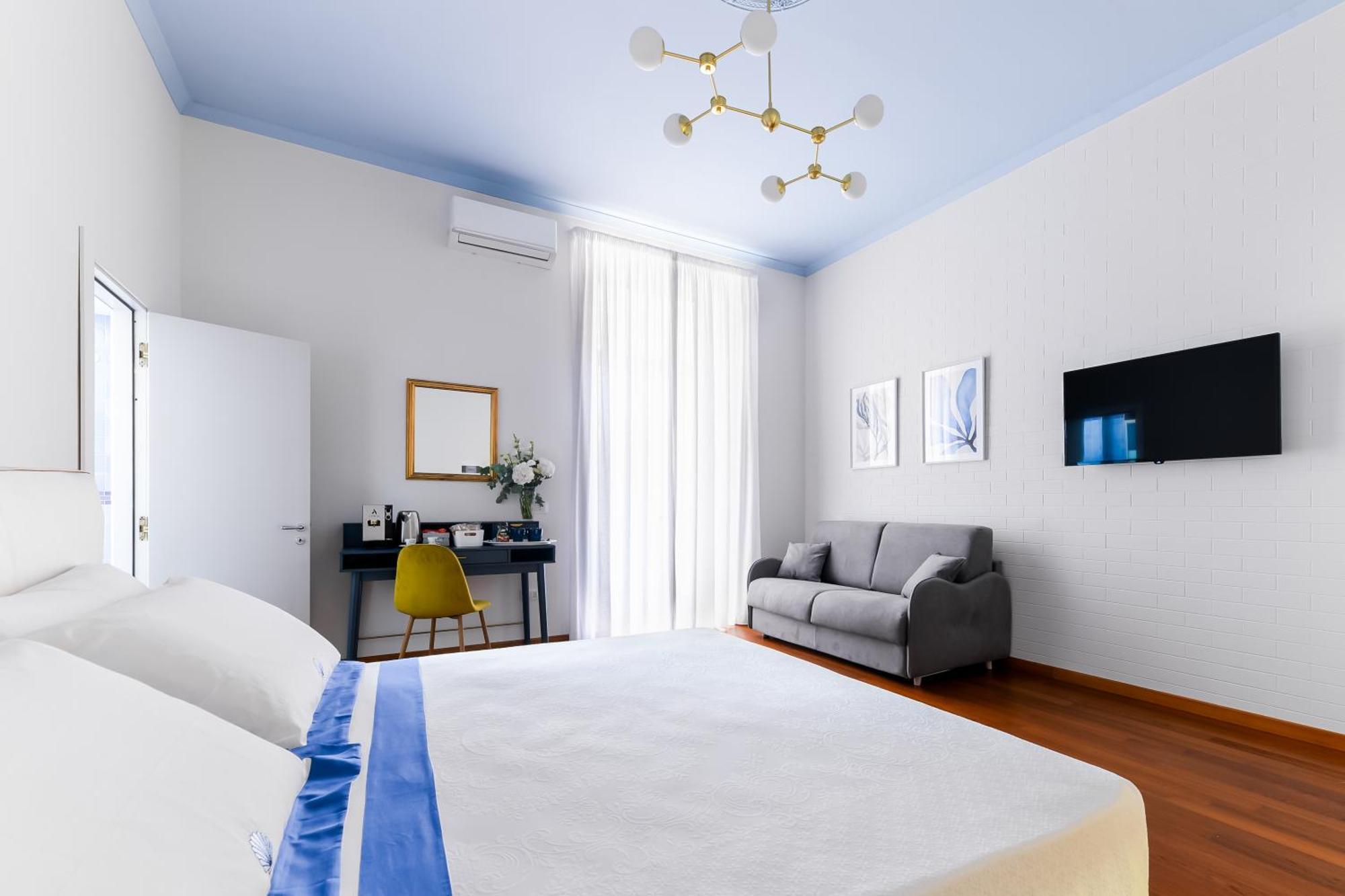 Tarsia 42 Suites Napoli Exterior photo
